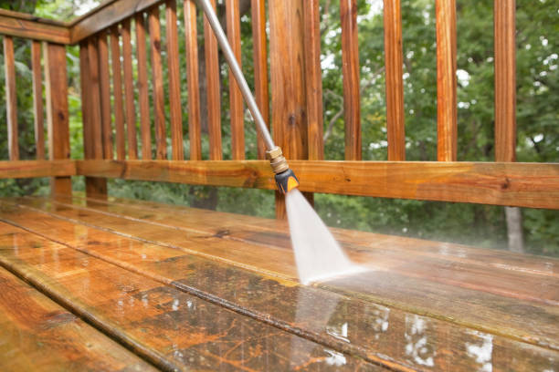 Why Choose Our Certified Pressure Washing Experts for Your Project Needs in Stratford, WI?